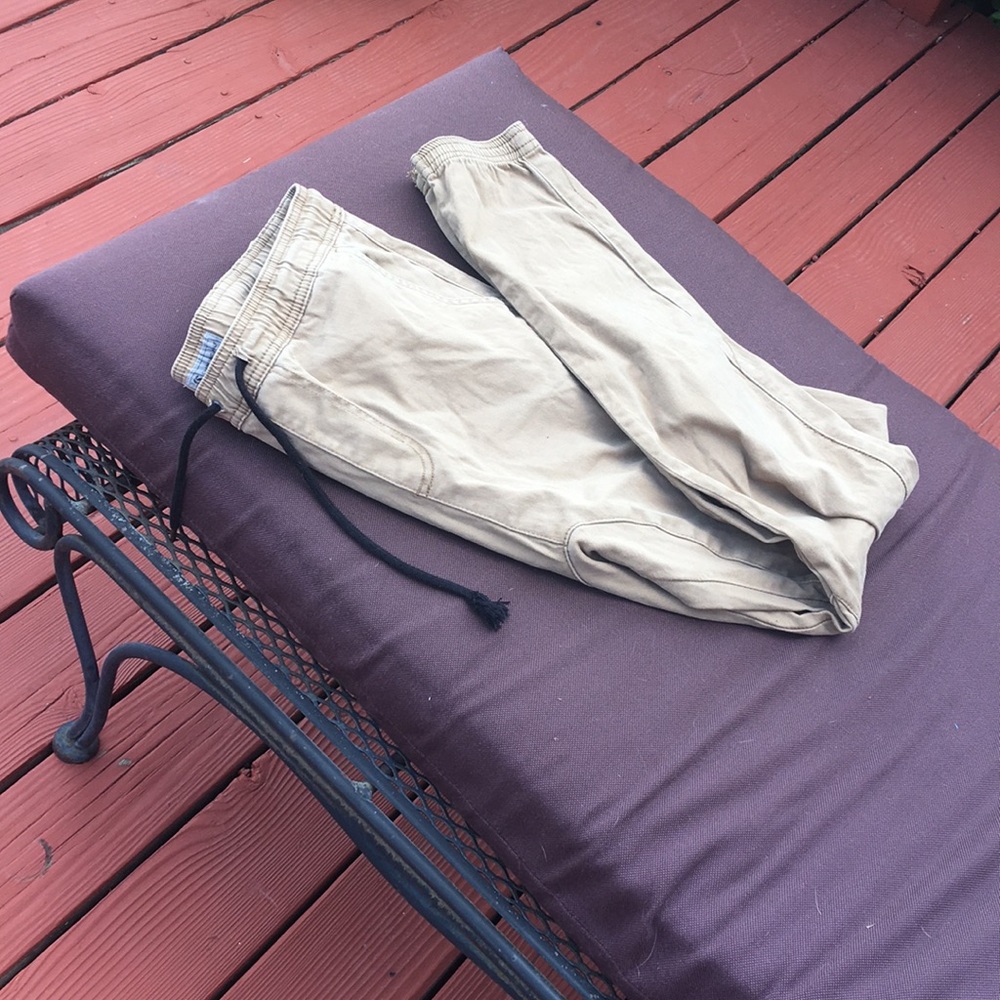 A pair of men’s pants